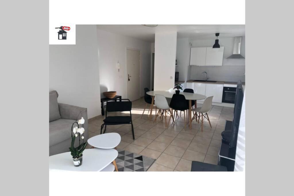 Residence Anne-Sophie 2 Garage Annemasse Bagian luar foto